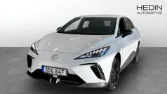 Vit (white) Begagnad 2023 MG MG4 EV Halvkombi | 254 900 kr (Marknadspris)