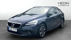Mörkblå (grey) Begagnad 2018 Volvo V40 CC Kombi | 215 000 kr (Marknadspris)