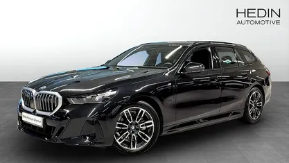Begagnad 2025 BMW 530e Comfort Edition Kombi | 658 700 kr (Marknadspris)