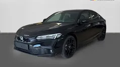 Crystal black pearl metallic Ny 2024 Honda Civic Hybrid Halvkombi | 404 800 kr (Dyr)