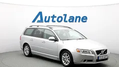 Ljusgrå Begagnad 2013 Volvo V70 R-Design Kombi | 124 900 kr (Lite dyr)