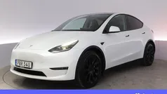 Svart Begagnad 2023 Tesla Model Y Long Range AWD SUV | 422 900 kr (Marknadspris)