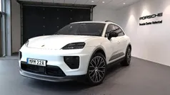 Vit (white) Begagnad 2024 Porsche Macan SUV | 1 050 000 kr (Marknadspris)