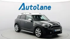 Grå Begagnad 2018 Mini Cooper Countryman Salt SUV | 209 900 kr (Marknadspris)