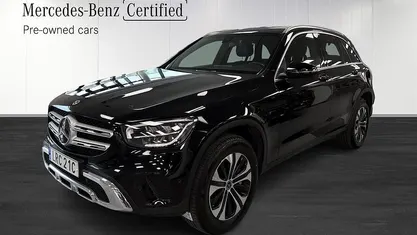 Svart Begagnad 2021 Mercedes GLC300e SUV | 379 900 kr (Superpris)