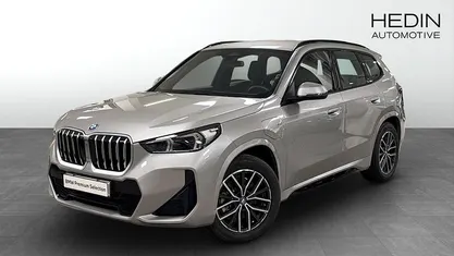 Grå Begagnad 2025 BMW X1 Comfort Edition SUV | 538 700 kr