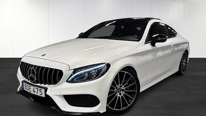 Vit Begagnad 2018 Mercedes C220 AMG Sportkupé | 279 900 kr (Marknadspris)