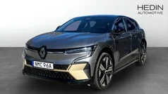 Grå (grey) Begagnad 2022 Renault Mégane Iconic Halvkombi | 338 800 kr (Marknadspris)