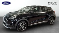 Svart (black) Begagnad 2021 Ford Puma Titanium Halvkombi | 209 000 kr (Marknadspris)