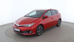 Mörkröd Begagnad 2015 Toyota Auris Active Halvkombi | 96 000 kr (Bra pris)