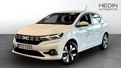 Vit (white) Ny 2025 Dacia Sandero Expression Halvkombi | 219 900 kr (Marknadspris)