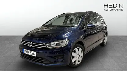 Blå Begagnad 2016 VW Golf VII Kombi | 135 000 kr (Marknadspris)