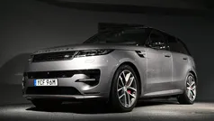 Grå (grey) Begagnad 2023 Land Rover Range Rover Sport HSE Dynamic SUV | 1 129 000 kr (Superpris)