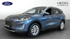 Blå (blue) Begagnad 2022 Ford Kuga Titanium SUV | 259 900 kr (Marknadspris)