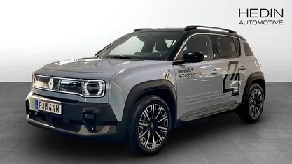 Begagnad 2025 Renault R4 Iconic Halvkombi | 414 900 kr (Marknadspris)