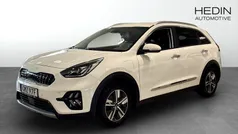 Vit (white) Begagnad 2022 Kia Niro Advance SUV | 254 900 kr (Marknadspris)