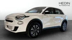 Begagnad 2025 Fiat 600 Lounge Halvkombi | 305 800 kr (Marknadspris)