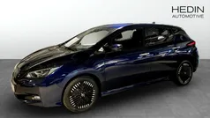 Mörkblå (blue) Begagnad 2023 Nissan Leaf N-Connecta Halvkombi | 229 900 kr (Marknadspris)