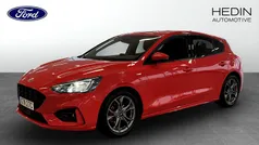 Begagnad 2021 Ford Focus ST-Line Halvkombi | 189 900 kr (Marknadspris)