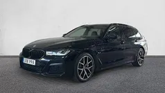 Blå Begagnad 2022 BMW 530e M Sport Kombi | 409 900 kr (Marknadspris)