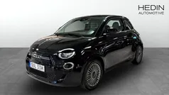 Svart Begagnad 2022 Fiat 500e Icon Sportkupé | 159 900 kr (Superpris)
