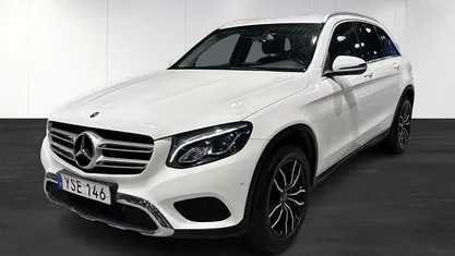 Vit Begagnad 2017 Mercedes GLC220 Exclusive SUV | 249 900 kr (Marknadspris)
