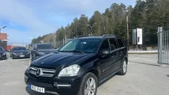 Svart Begagnad 2012 Mercedes GL350 AMG SUV | 169 900 kr