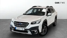 Vit Begagnad 2021 Subaru Outback SUV | 329 900 kr (Marknadspris)