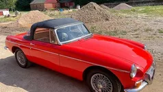 Silver metallic Begagnad 1962 MG B Cab | 179 000 kr