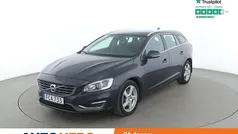 Grå Begagnad 2014 Volvo V60 Summum Kombi | 176 000 kr (Marknadspris)