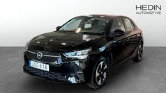 Svart (black) Begagnad 2022 Opel Corsa-e Halvkombi | 189 900 kr (Marknadspris)