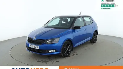 Blå Begagnad 2017 Skoda Fabia Style Halvkombi | 92 000 kr (Marknadspris)