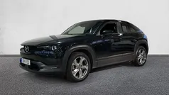 Svartmetallic Begagnad 2022 Mazda MX30 Sky SUV | 167 900 kr (Marknadspris)