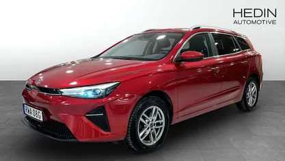 Begagnad MG MG5 EV Comfort 130 kW (177 HK) 2022 Röd Kombi