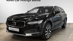 Svart Begagnad 2021 Volvo V90 CC Kombi | 369 900 kr (Marknadspris)