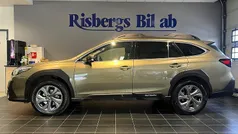 Blå Begagnad 2022 Subaru Outback SUV | 339 900 kr (Bra pris)