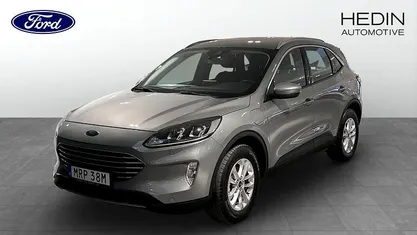 Grå Begagnad 2023 Ford Kuga Titanium SUV | 269 900 kr (Marknadspris)