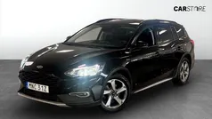 Svart Begagnad 2020 Ford Focus Active Kombi | 169 900 kr (Marknadspris)