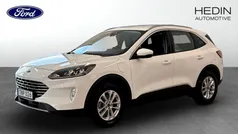 Vit (white) Begagnad 2022 Ford Kuga Titanium SUV | 269 900 kr (Marknadspris)
