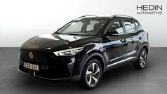 Svart (black) Begagnad 2022 MG ZS Comfort Sedan | 244 900 kr (Bra pris)