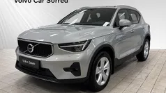 Silver Begagnad 2023 Volvo XC40 Core SUV | 339 900 kr (Marknadspris)