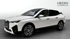 Vit (white) Begagnad 2022 BMW iX Sport Line SUV | 588 700 kr (Bra pris)