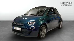 Svart Begagnad 2022 Fiat 500e Icon Halvkombi | 199 900 kr (Marknadspris)