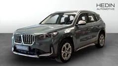 Grön (green) Begagnad 2023 BMW X1 xLine SUV | 449 700 kr (Bra pris)