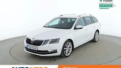Vit Begagnad 2017 Skoda Octavia Style Kombi | 167 000 kr (Marknadspris)