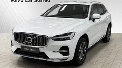 Vit Begagnad 2023 Volvo XC60 Core SUV | 509 900 kr (Marknadspris)