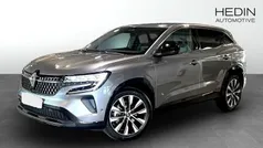 Grå (grey) Ny 2024 Renault Austral Techno SUV | 379 900 kr (Bra pris)