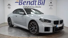 Grå Begagnad 2023 BMW M2 Shadowline Sportkupé | 764 500 kr (Marknadspris)