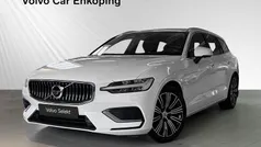 Vit Begagnad 2022 Volvo V60 Kombi | 349 900 kr (Bra pris)