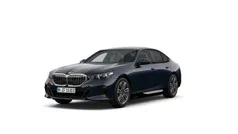 Svart Begagnad 2024 BMW 530e M Sport Sedan | 689 500 kr